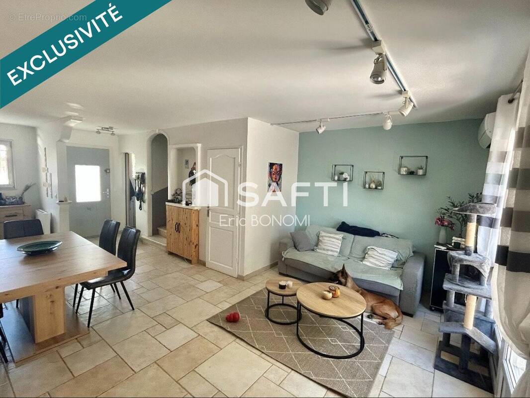 Photo 1 - Maison à FREJUS