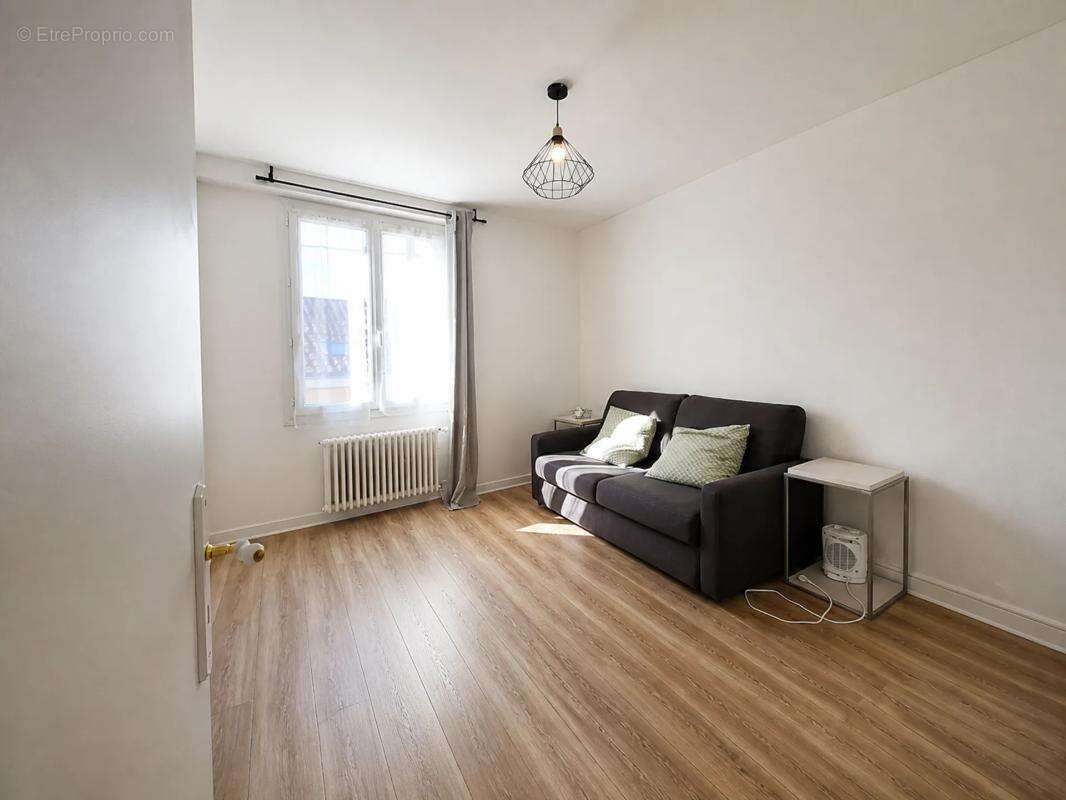 Immeuble de rapport de 130 m² à Poitiers - photo 7