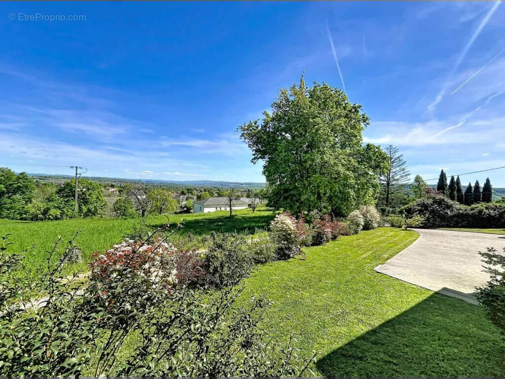 Villa contemporaine avec piscine. - photo 5