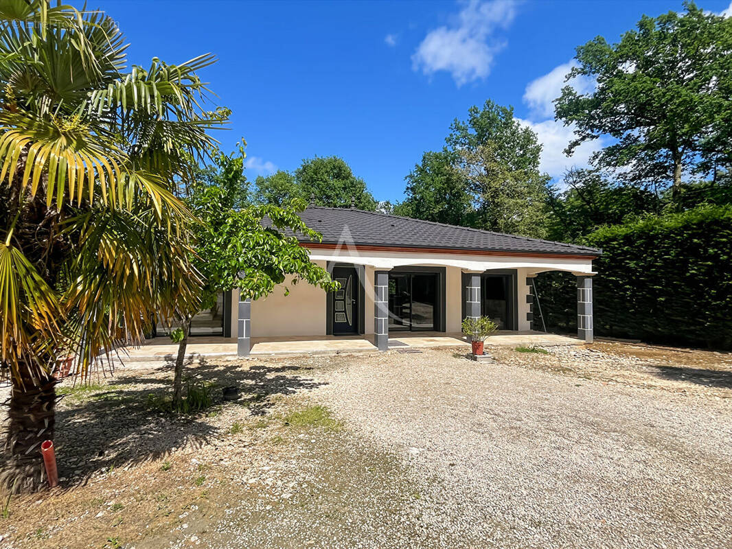 Maison à FUMEL