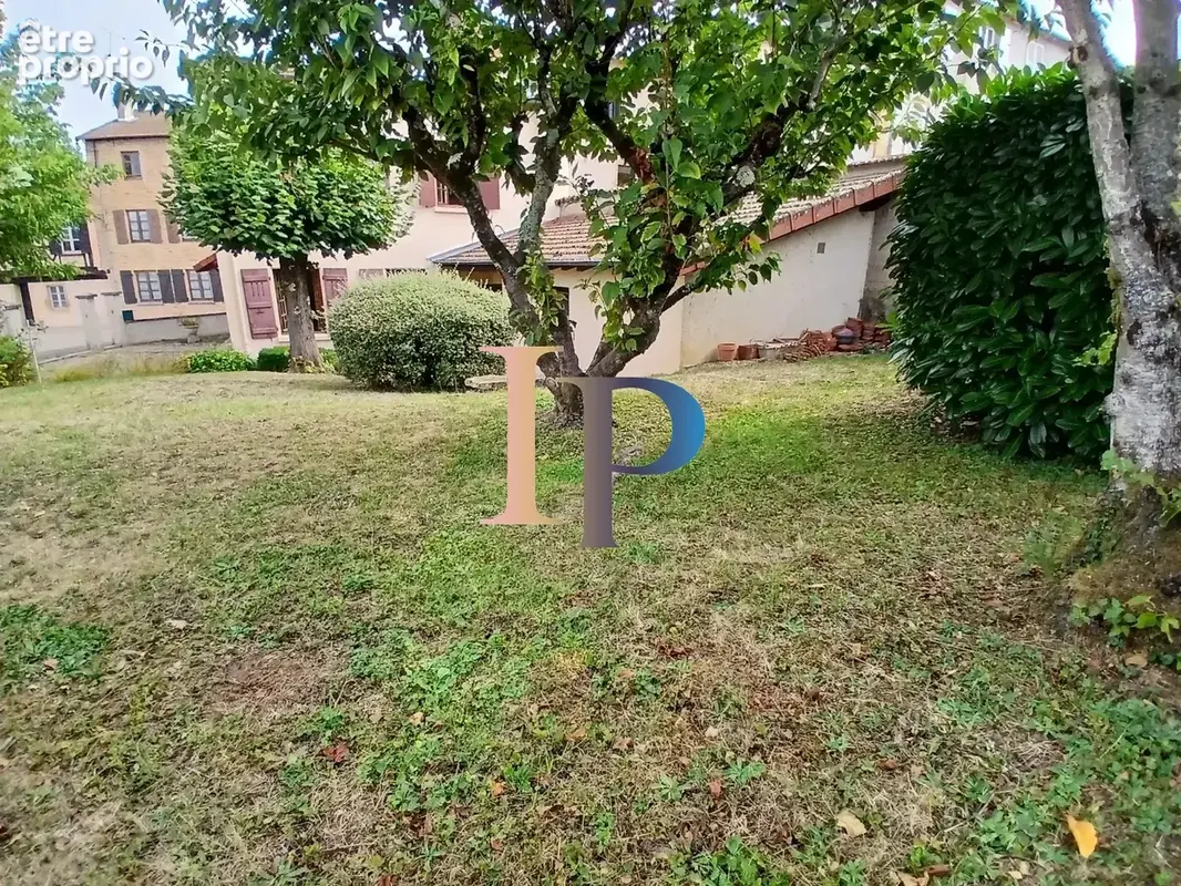 Maison 5 pièces 107 m² à vendre à Charlieu (42190) - photo 5