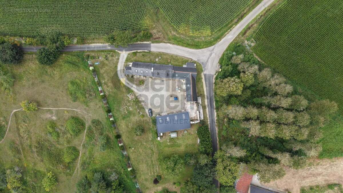 Maison à PLOUGASNOU