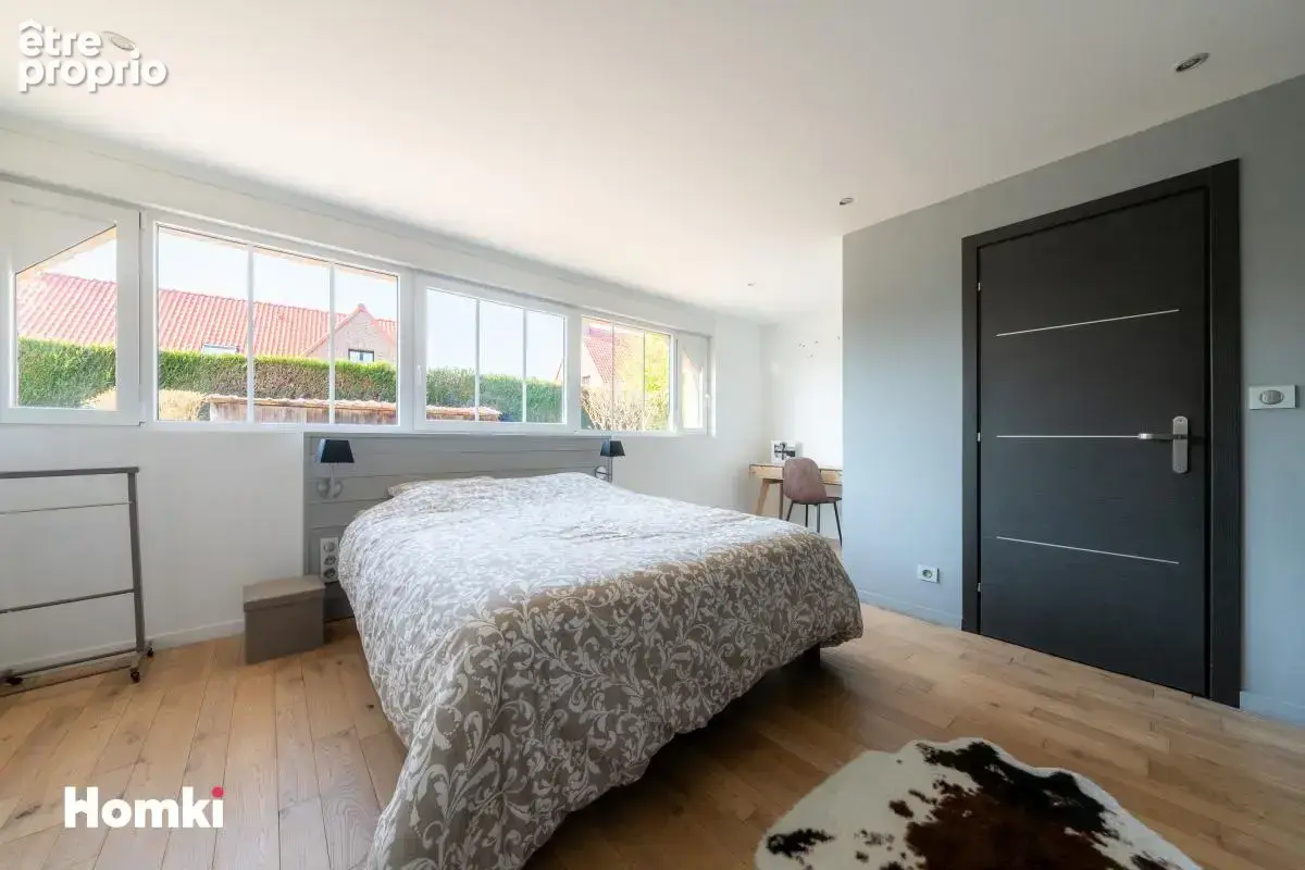 Maison/Villa T7 de 181 m² à Lompret 59840 - photo 8