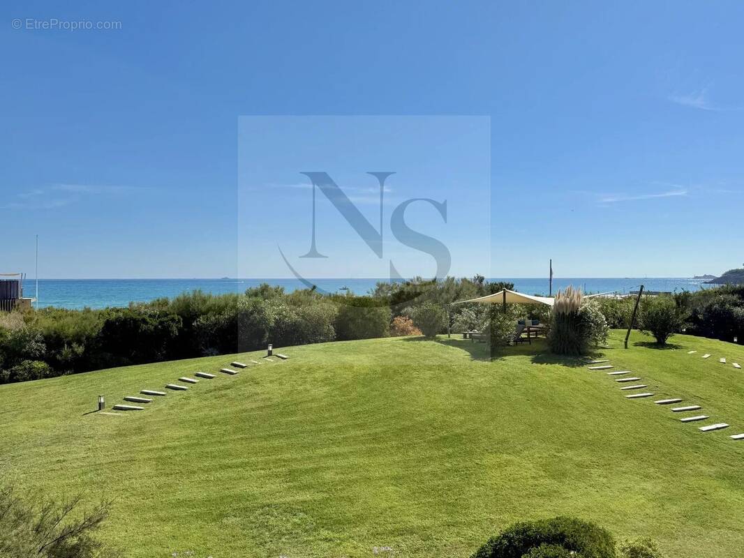 Maison à RAMATUELLE