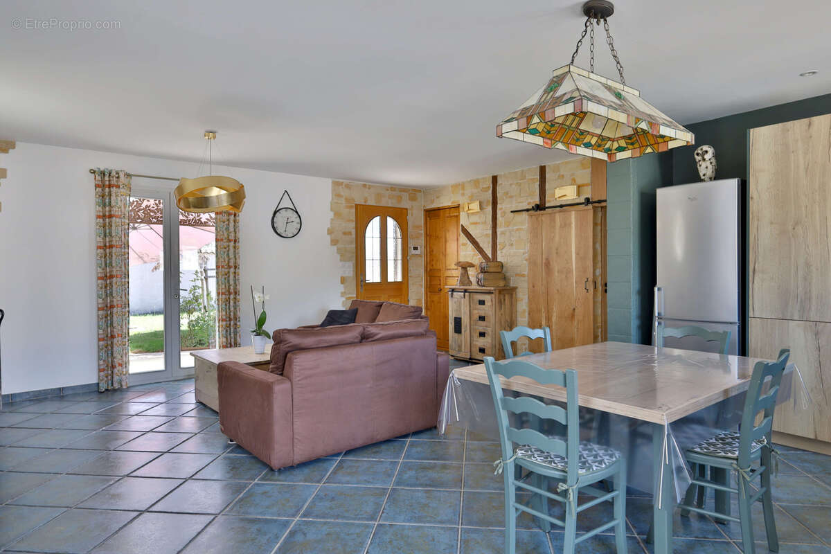 Maison Type 3 - 105m2 habitables  dont un studio de 30m2 - Terrain 1103 m2 - photo 8