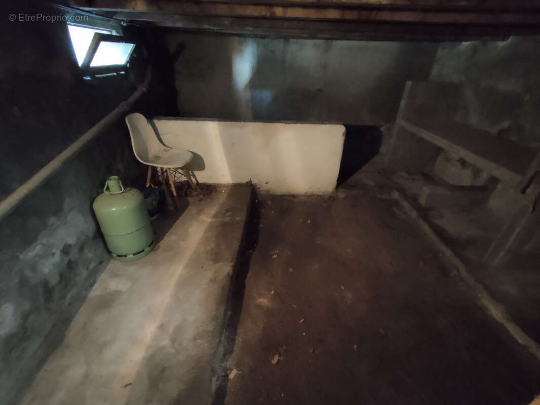 Maison à VARENNES-SUR-ALLIER