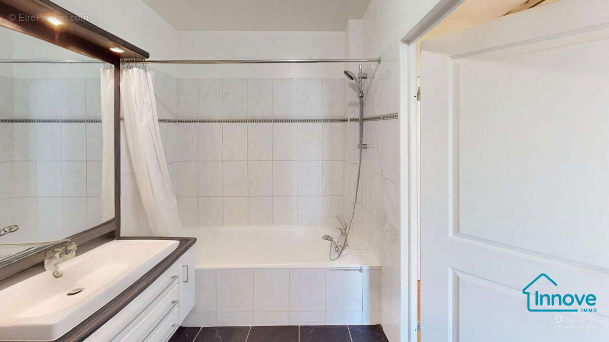 Appartement à ISSY-LES-MOULINEAUX
