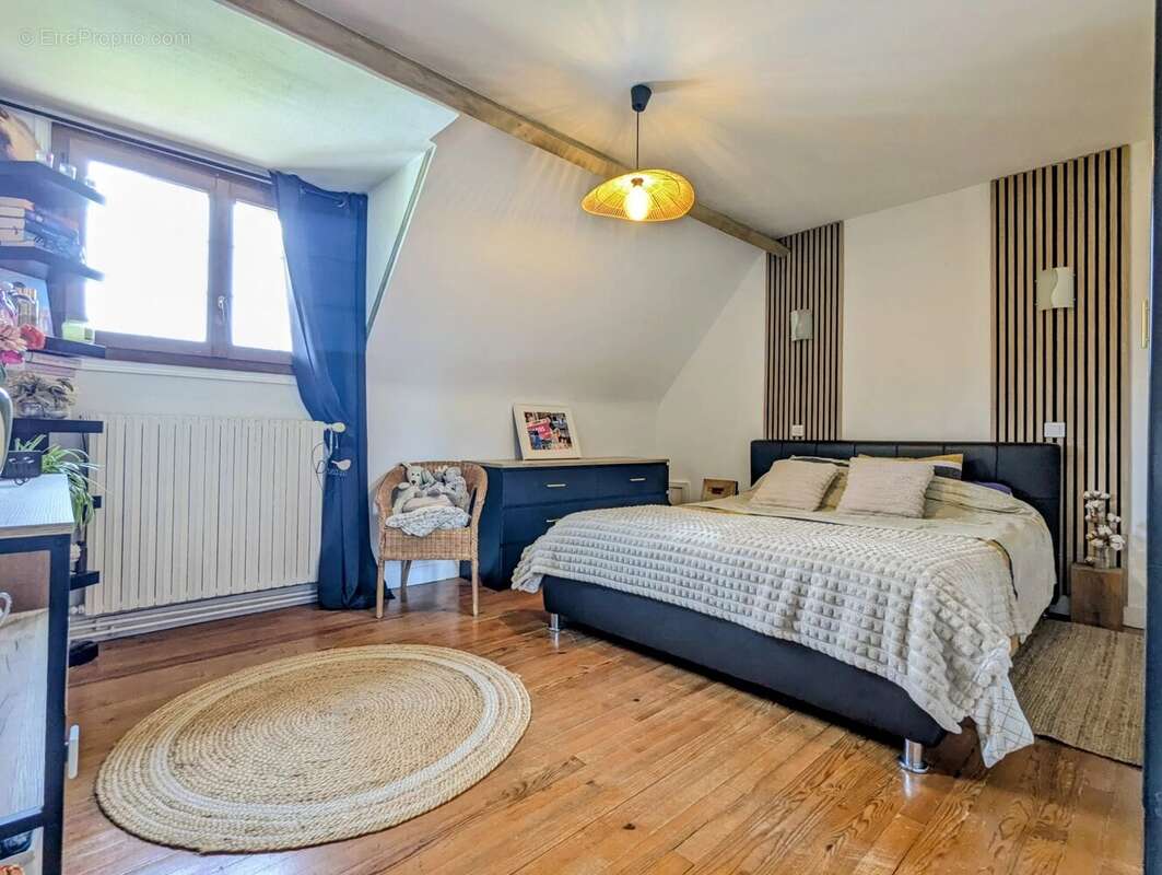 Maison à AUTHEUIL-AUTHOUILLET