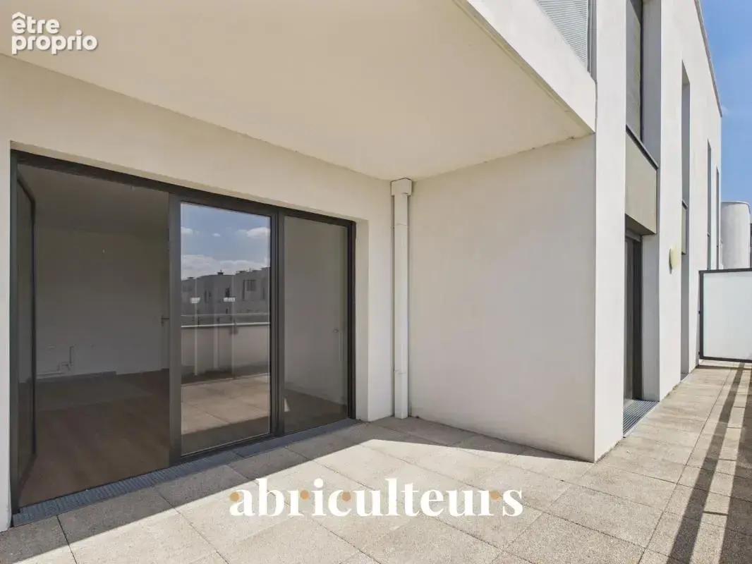 Appartement familial T5 de 91 m² avec terrasses et parkings – Colombes (92700) - photo 17