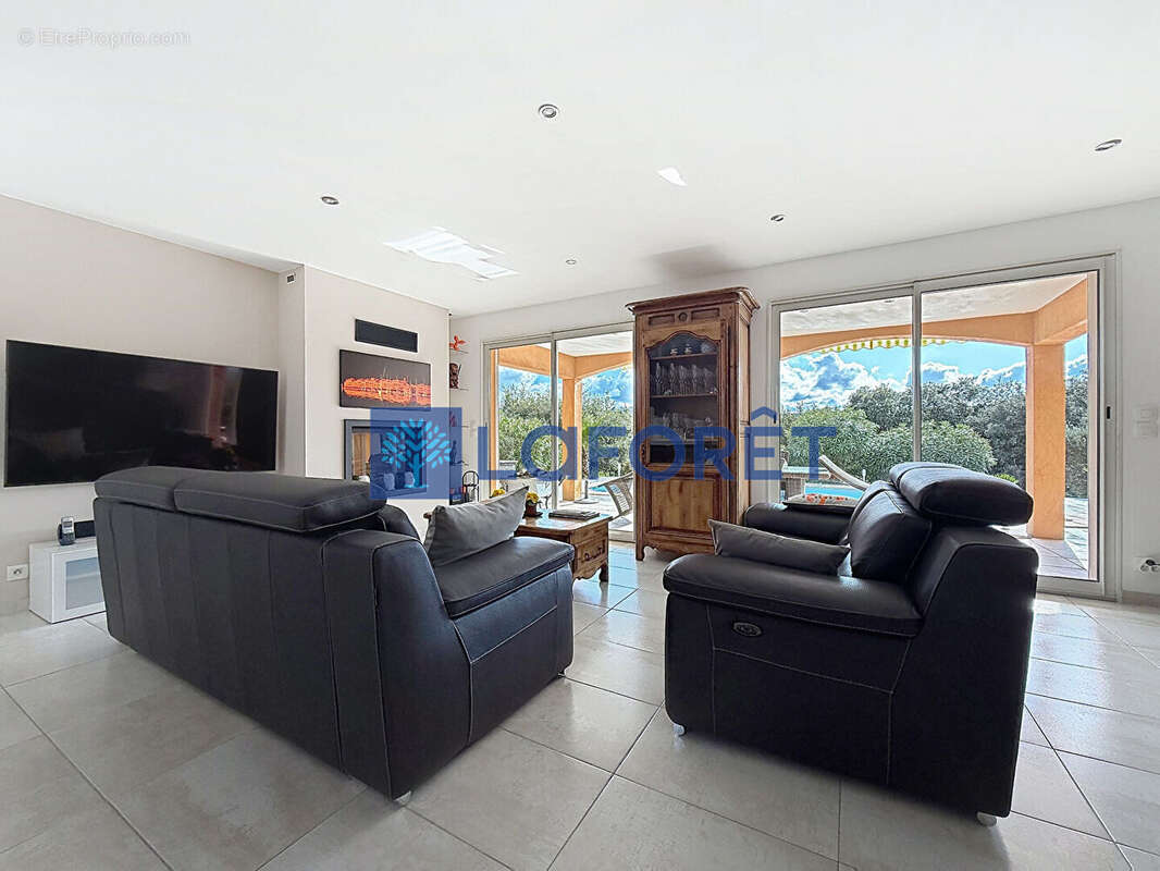 Maison à TRANS-EN-PROVENCE