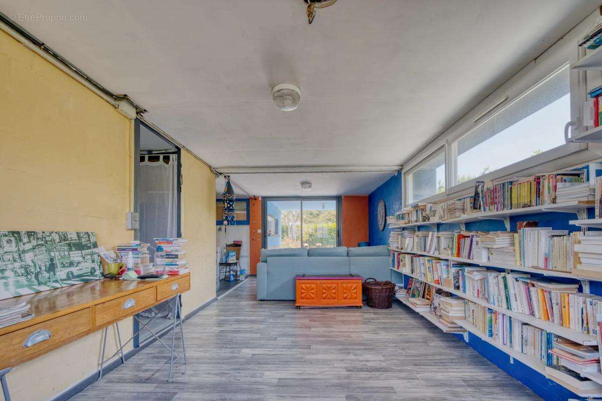 Maison de 6 pièces de 157 m² à La Rochelle - photo 13