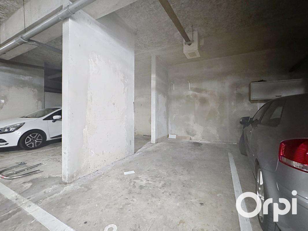 Appartement à VILLENEUVE-LOUBET