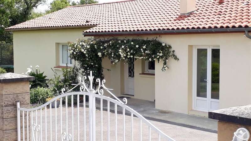 Maison à MIRANDE