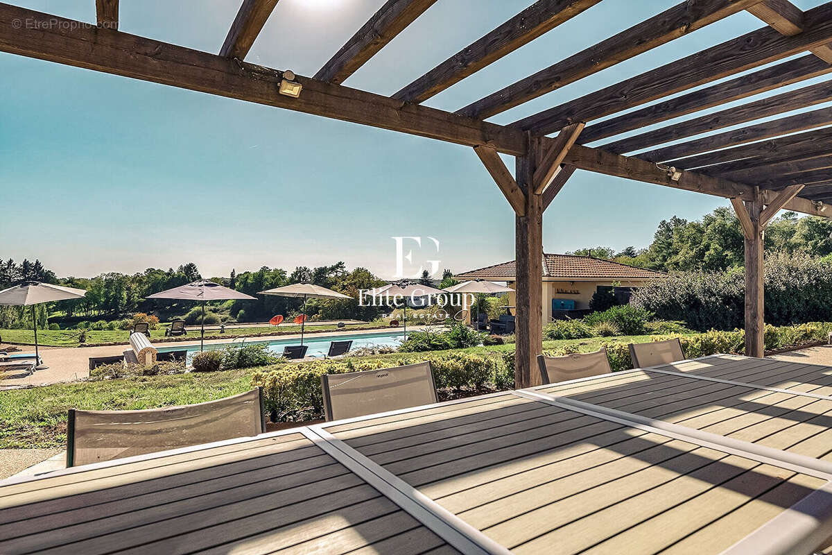 Maison à MARCILLAC-SAINT-QUENTIN