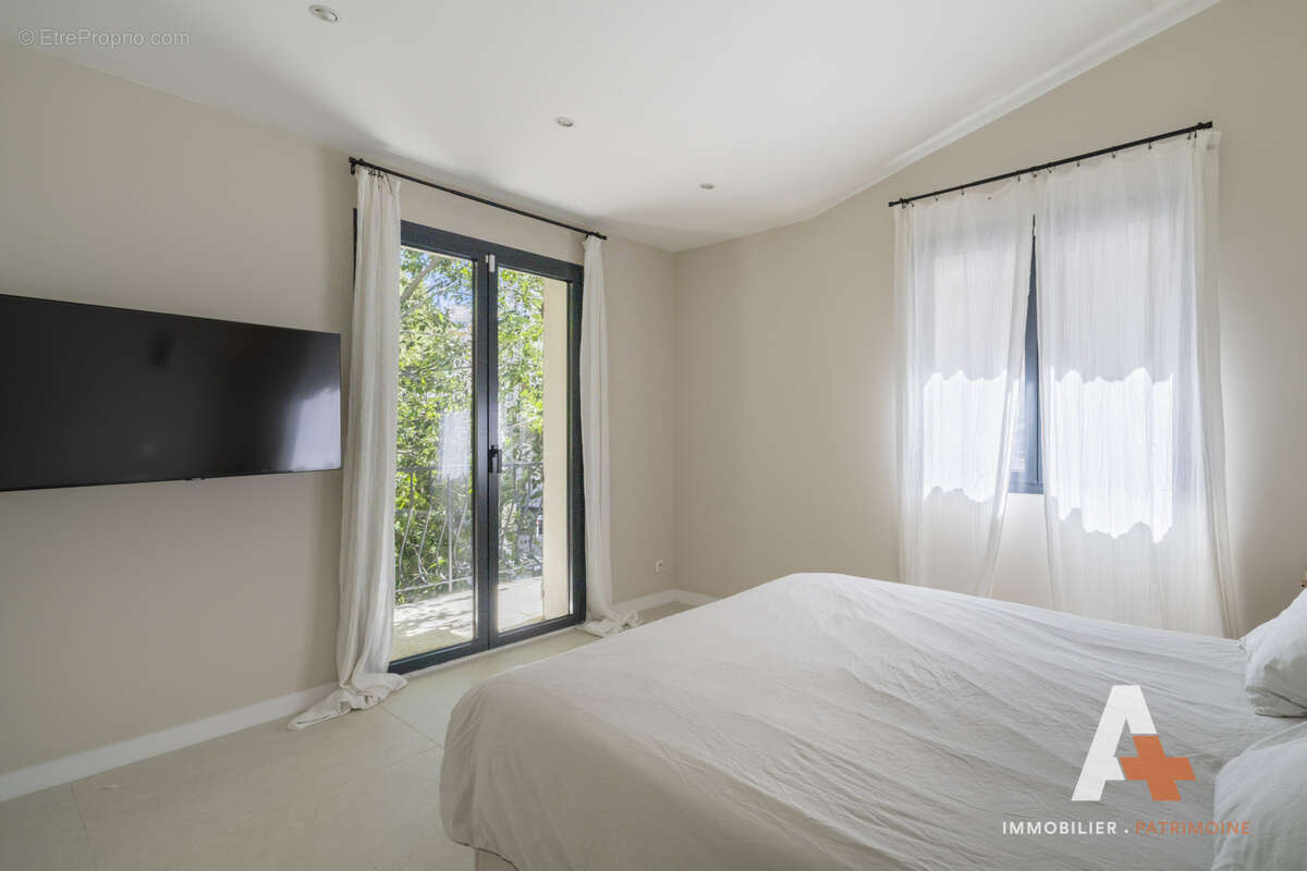 Maison à MARSEILLE-8E