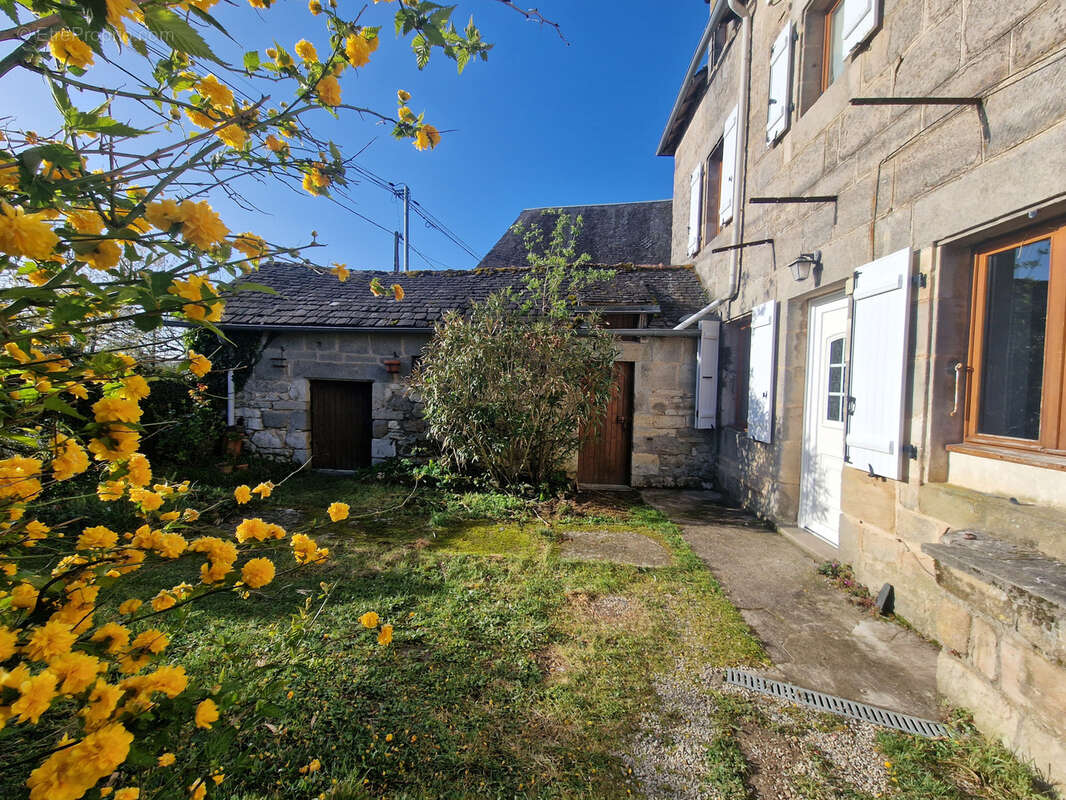 Charmante maison en pierres à Noailles - photo 3