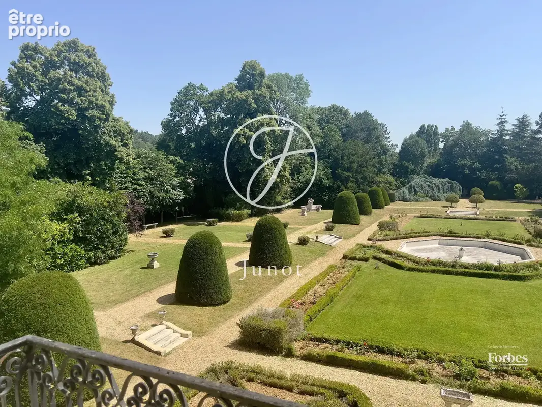 Anet - EURE-ET-LOIR - Château néoclassique au bord de l'Eure - photo 9