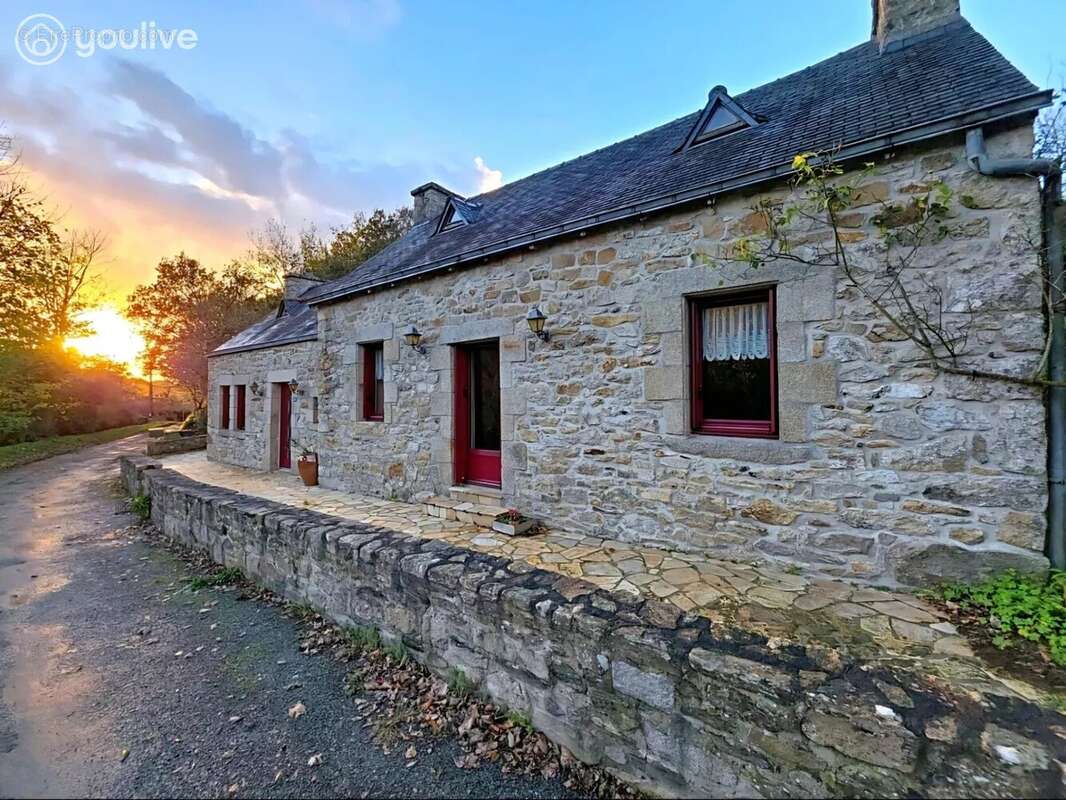 Maison à PLOUGUERNEAU
