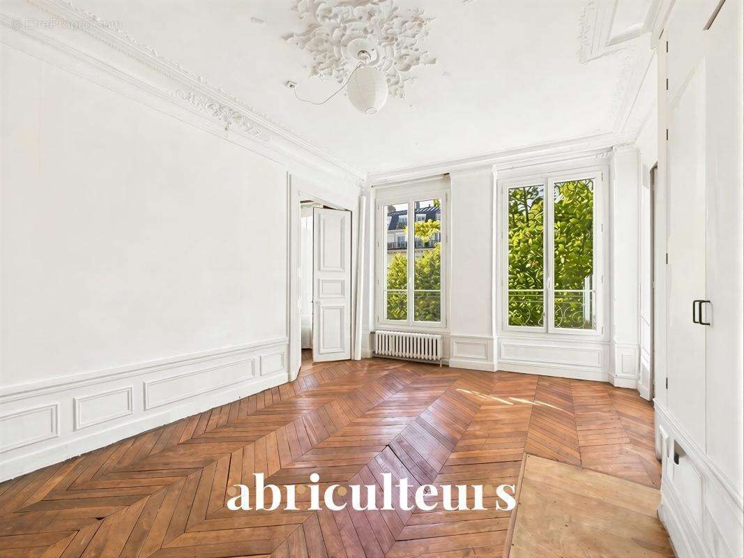 Vaste appartement de charme,  Élégance parisienne – 130 m², 5 pièces - Paris 10 (Porte Saint-Denis) - photo 7
