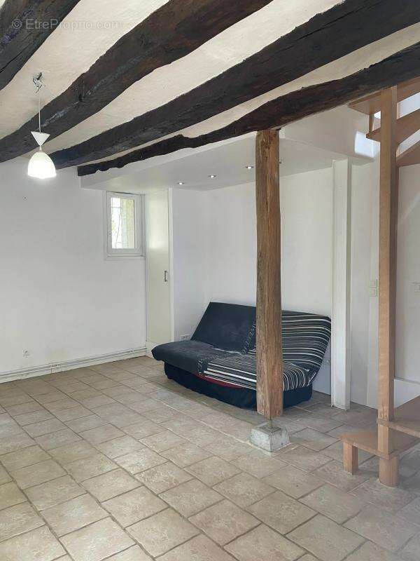 Maison à SAINT-CYR-SUR-LOIRE