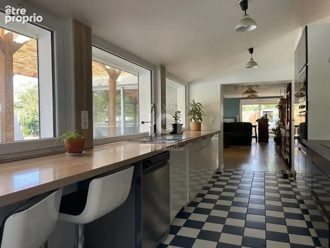 Maison 4 pièces 130m² avec jardin LA CHEVROLIERE - photo 9