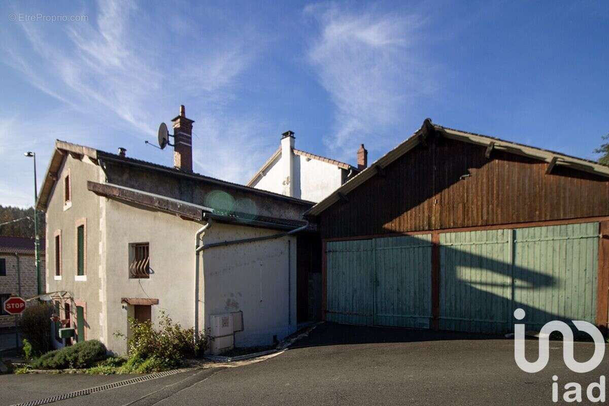 Photo 2 - Maison à VERTOLAYE