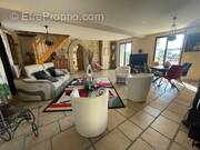 Maison à LA CELLE-DUNOISE