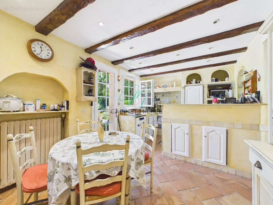 Maison à ROQUEFORT-LES-PINS