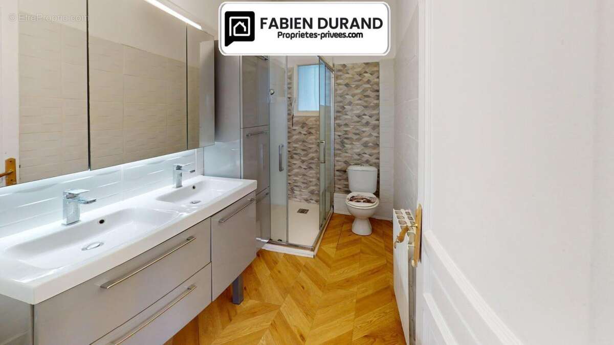 Appartement à VILLENEUVE-LOUBET