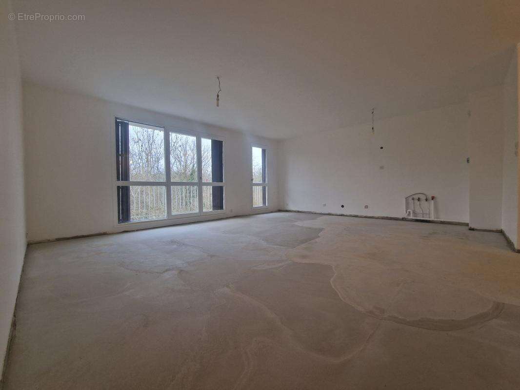 Appartement à VAIRES-SUR-MARNE