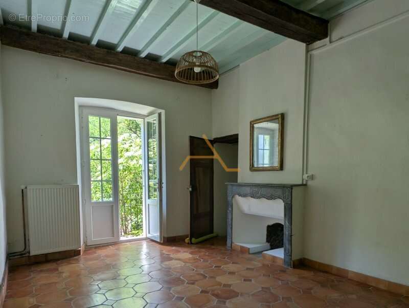 Bourdeaux Maison de village avec jardin - photo 10
