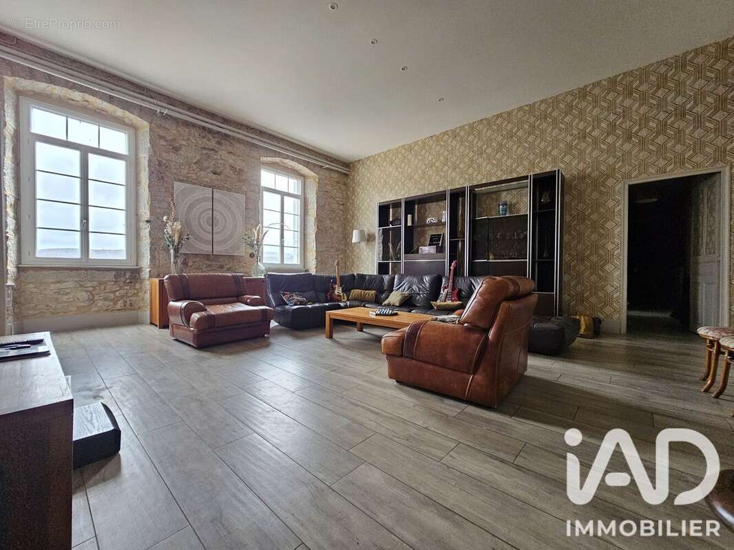 Commerce 1300 m² à Severac-Le-Chateau  - photo 2