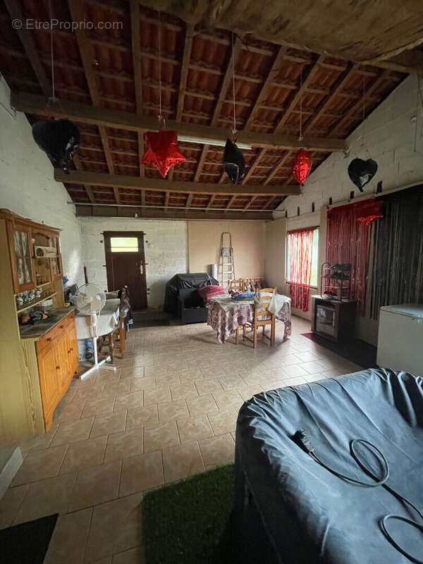 Maison à NEUFMAISONS