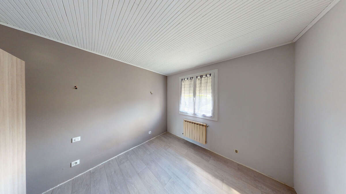 Maison à MOYRAZES