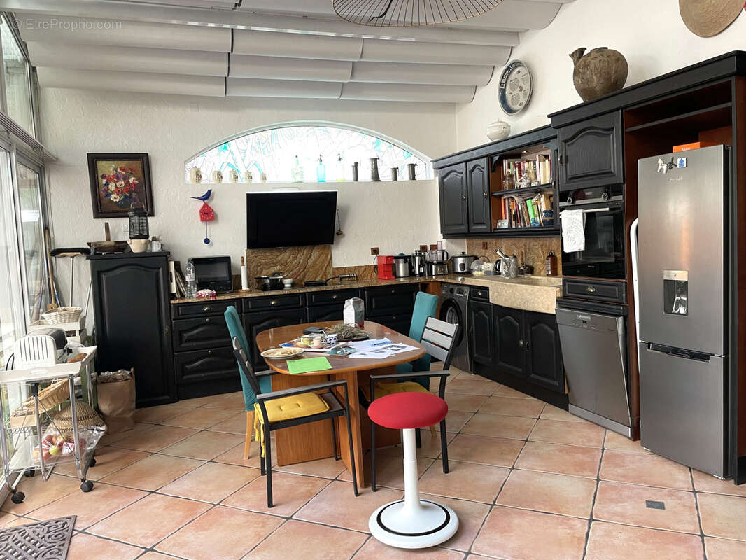 Grand Appartement de 164 m2 + Jardin + annexes - photo 7