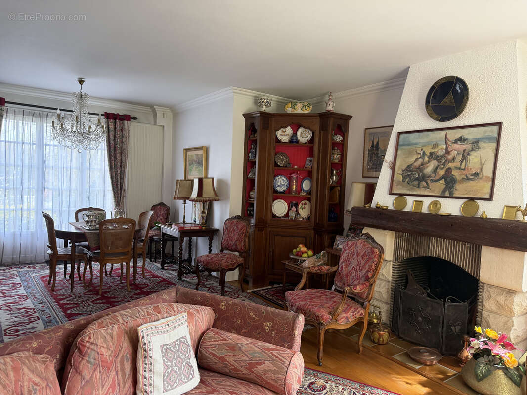 Maison à L'ETANG-LA-VILLE