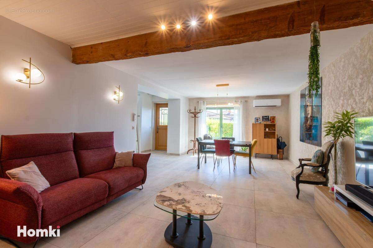 Maison de ville T5 de 215 m2 à Lucenay 69480 - photo 4