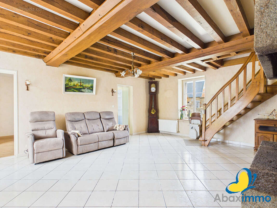 Maison à SAINTE-MARIE-LA-ROBERT