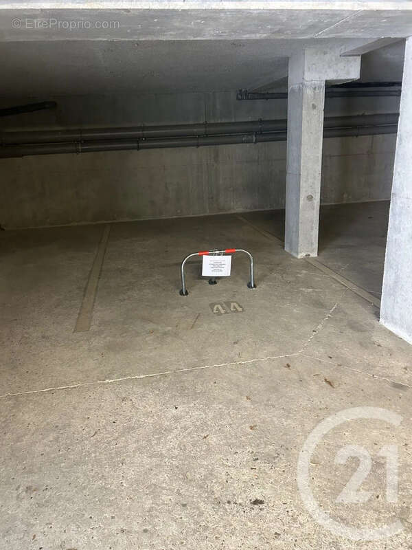 Parking à MELUN
