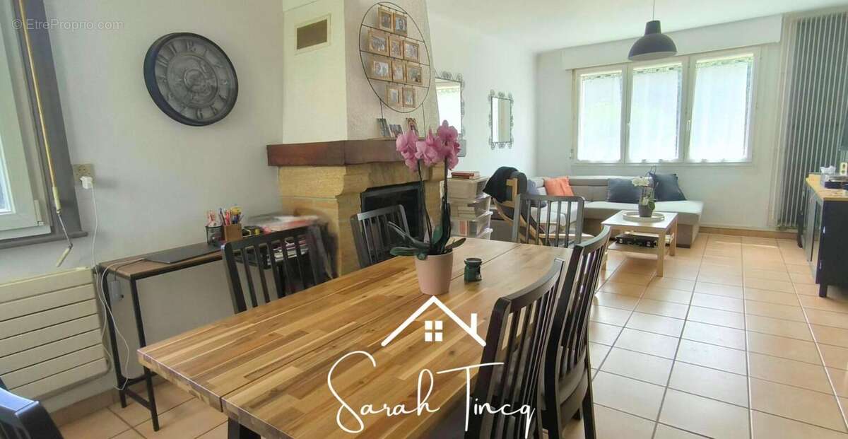 Maison à SANTES