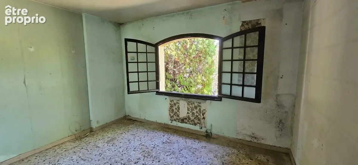 MOUANS-SARTOUX à vendre au calme absolu maison de plain-pied 3 pièces de 79 m2 sur 2.500 m2 de terrain - photo 6