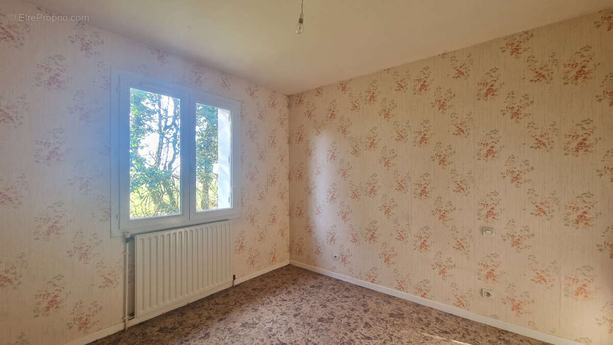 Maison à SAINT-SAUVANT