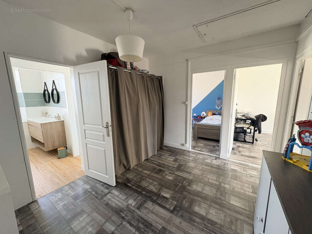 Maison à CHAMPROND-EN-GATINE