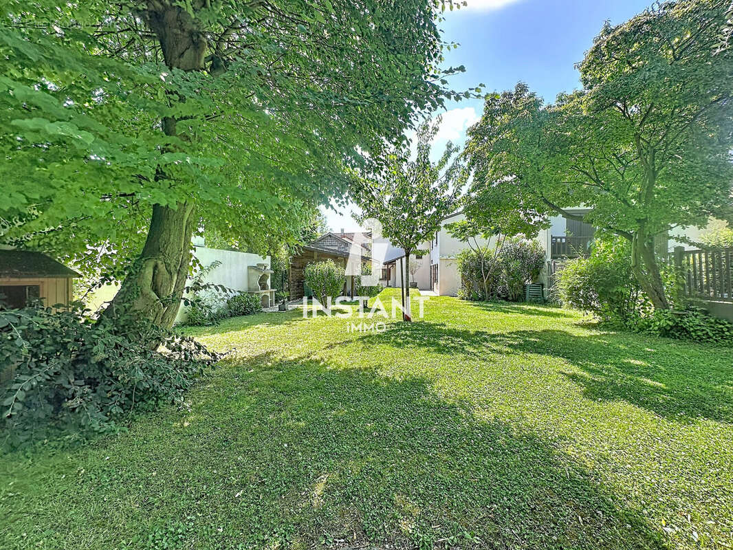 Maison à CHOISY-LE-ROI