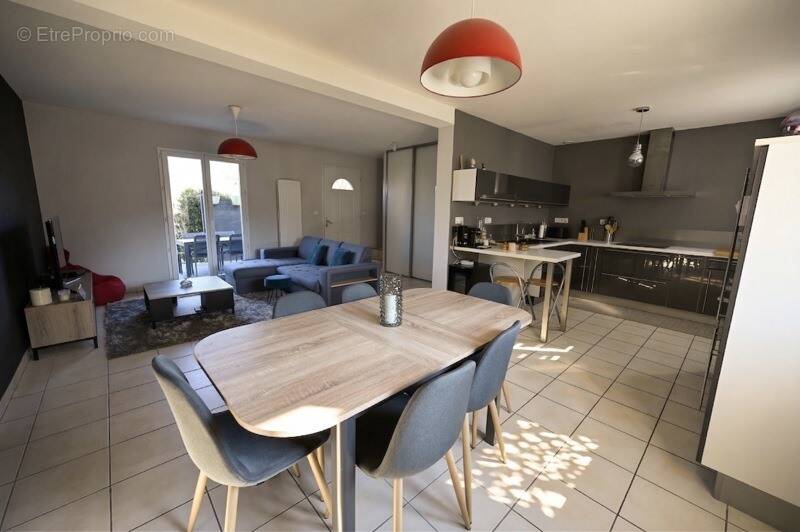 Maison à SAINT-ANDRE-LE-GAZ