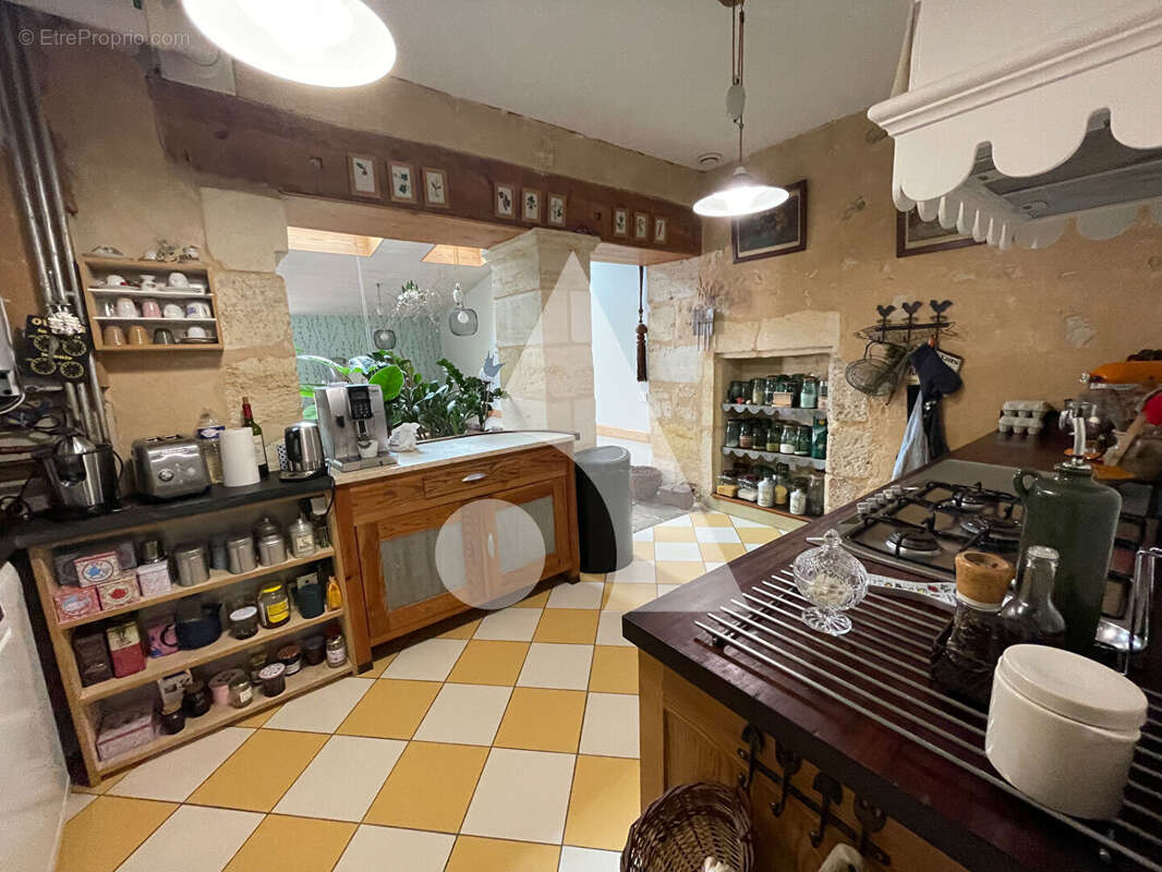 Maison à SAINT-ANDRE-DE-CUBZAC