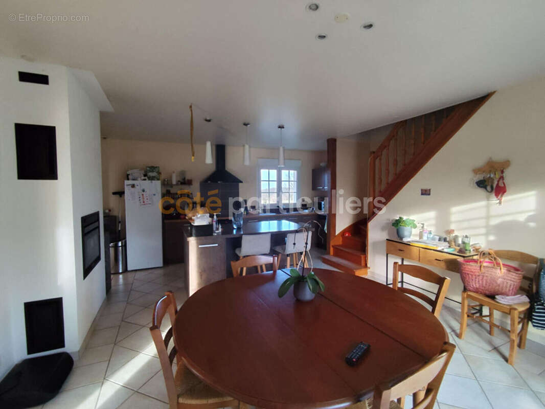 Maison à SAINTE-PIENCE