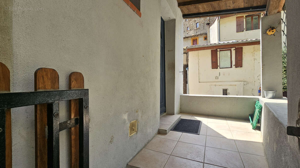 Maison à BEAUCHASTEL