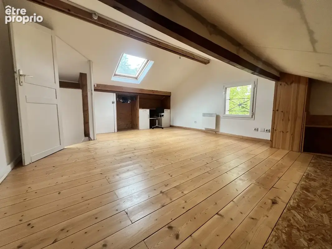 Maison 6 pièces de 165 m2 au sol avec terrain de 168 m2 - photo 7