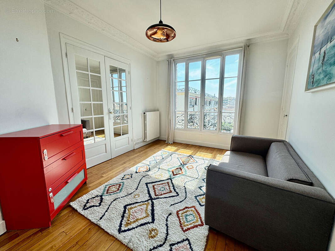 Appartement à FONTENAY-SOUS-BOIS